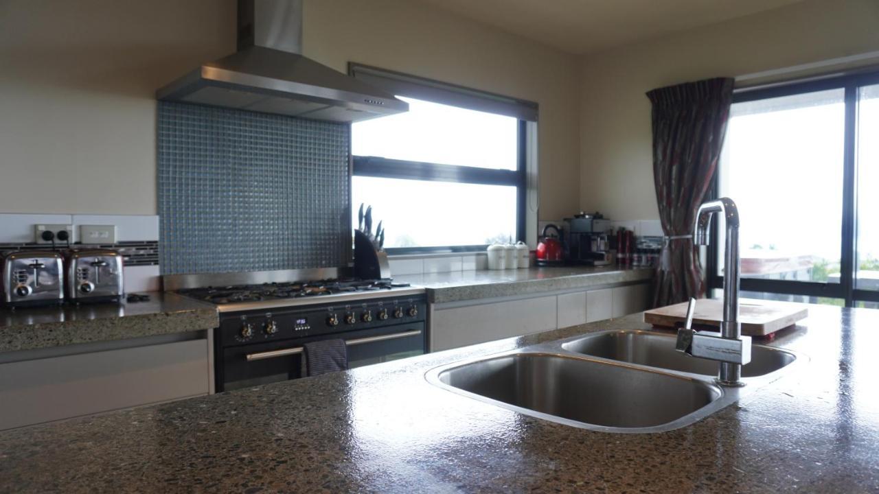White House Bed & Breakfast Paraparaumu Luaran gambar